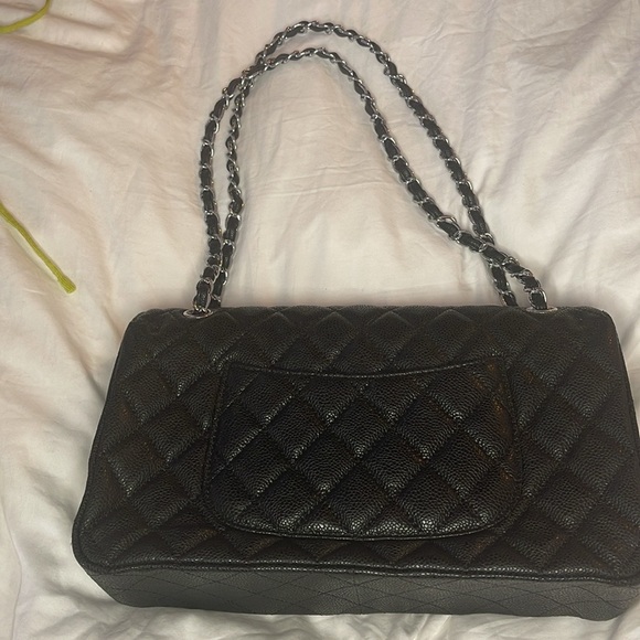 Quilted leather handbag - Picture 8 of 9